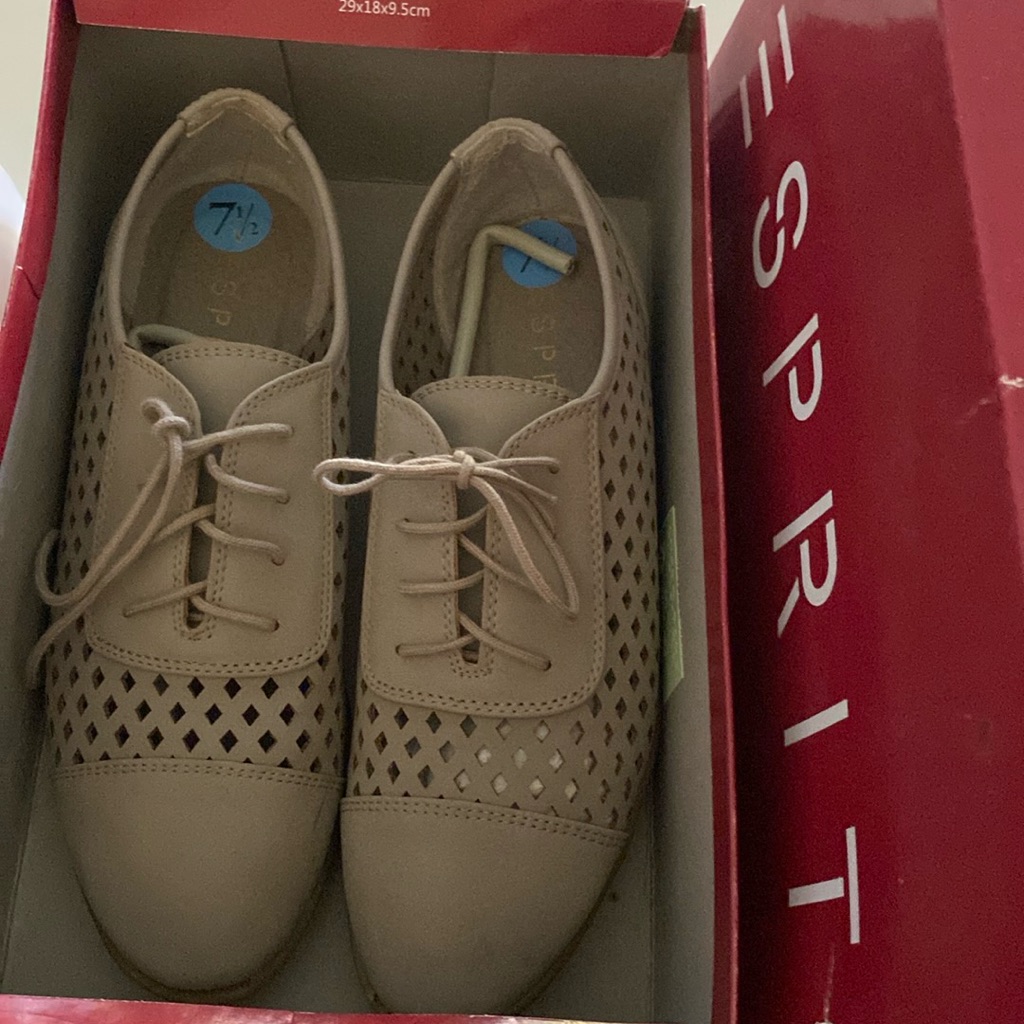 Women’s Esprit Loafers Size 7.5